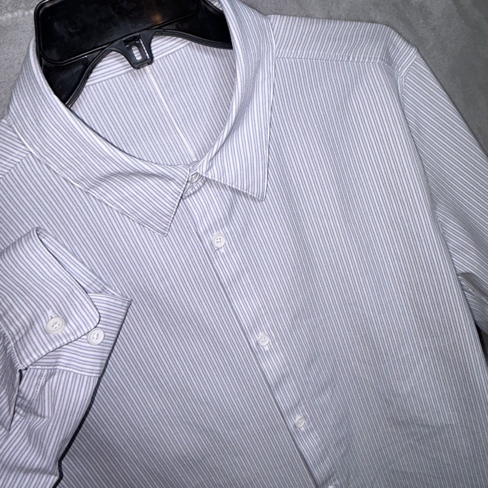 Lululemon Shirt Mens Large Gray Stripe Button Down Dress Long Sleeve Performance
